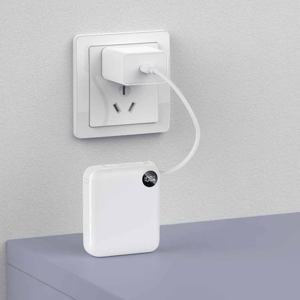 ChargeGo — Baterie externă 10.000mAh · Cablu USB - C integrat · 22.5W - Voltres