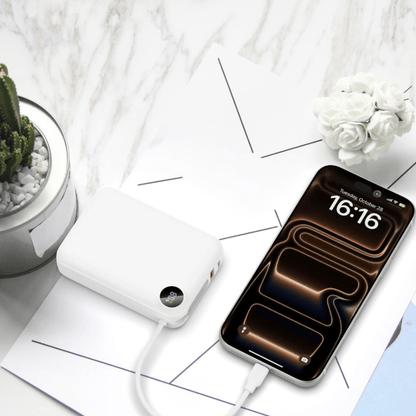 ChargeGo+ — Baterie externă 20.000mAh · Cablu USB - C integrat · 3 porturi · 22.5W - Voltres
