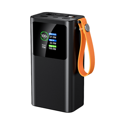 Nomad — Baterie externă 27.000mAh · 165W · Cablu retractabil 70cm USB-C · 3 porturi · Aluminiu - Voltres